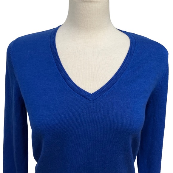 ESPRIT Essentials By Esprit Blue V Neck Sweater Women’s Large - Picture 2 of 7